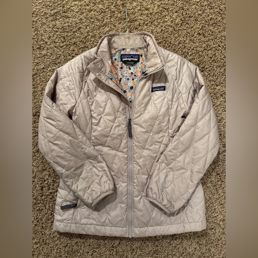 Girls Patagonia Light Pink Quilted Jacket